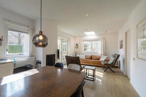 Bungalow | Living room - Bungalow in Sint Maartenszee Near the Beach (Sint Maartensvlotbrug)