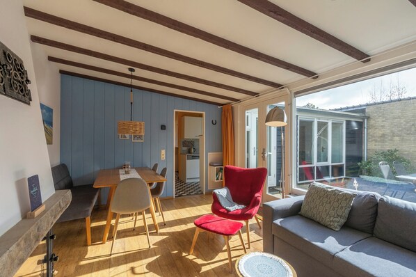 Bungalow | Vardagsrum