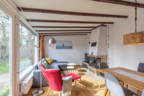 Bungalow | Living room - Bungalow in Sint Maartenszee Near Dunes (Sint Maartensvlotbrug)