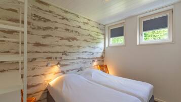 3 habitaciones y muebles diferentes