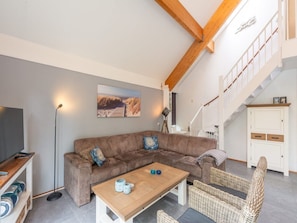 Villa | Living room - Holiday Home by Beach in Ooghduyne (Julianadorp)