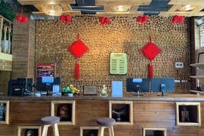 Unclassified image, 2 of 43, button - Xijiang miao village listen to tao xuan hotel (Leishan)