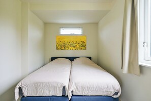 Bungalow | 2 bilik tidur, dilengkapkan perabot secara berasingan 