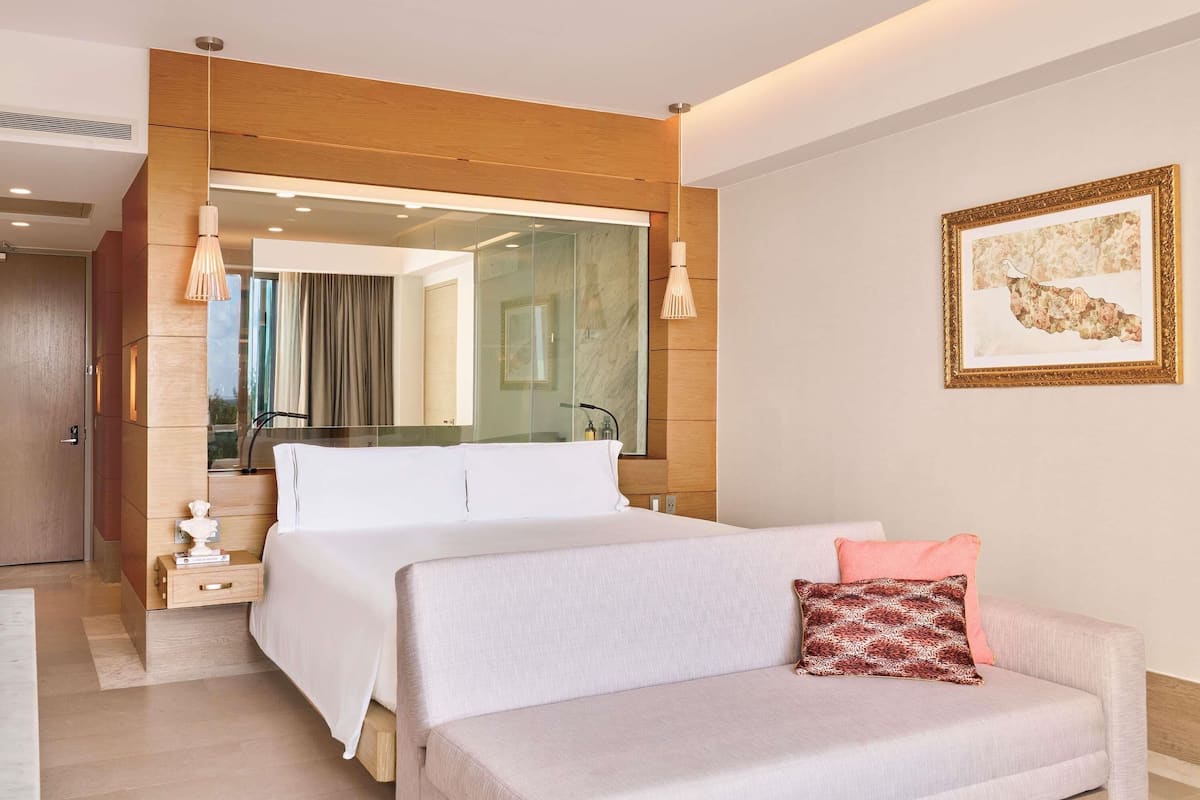 SLS Elite Specialty Suite