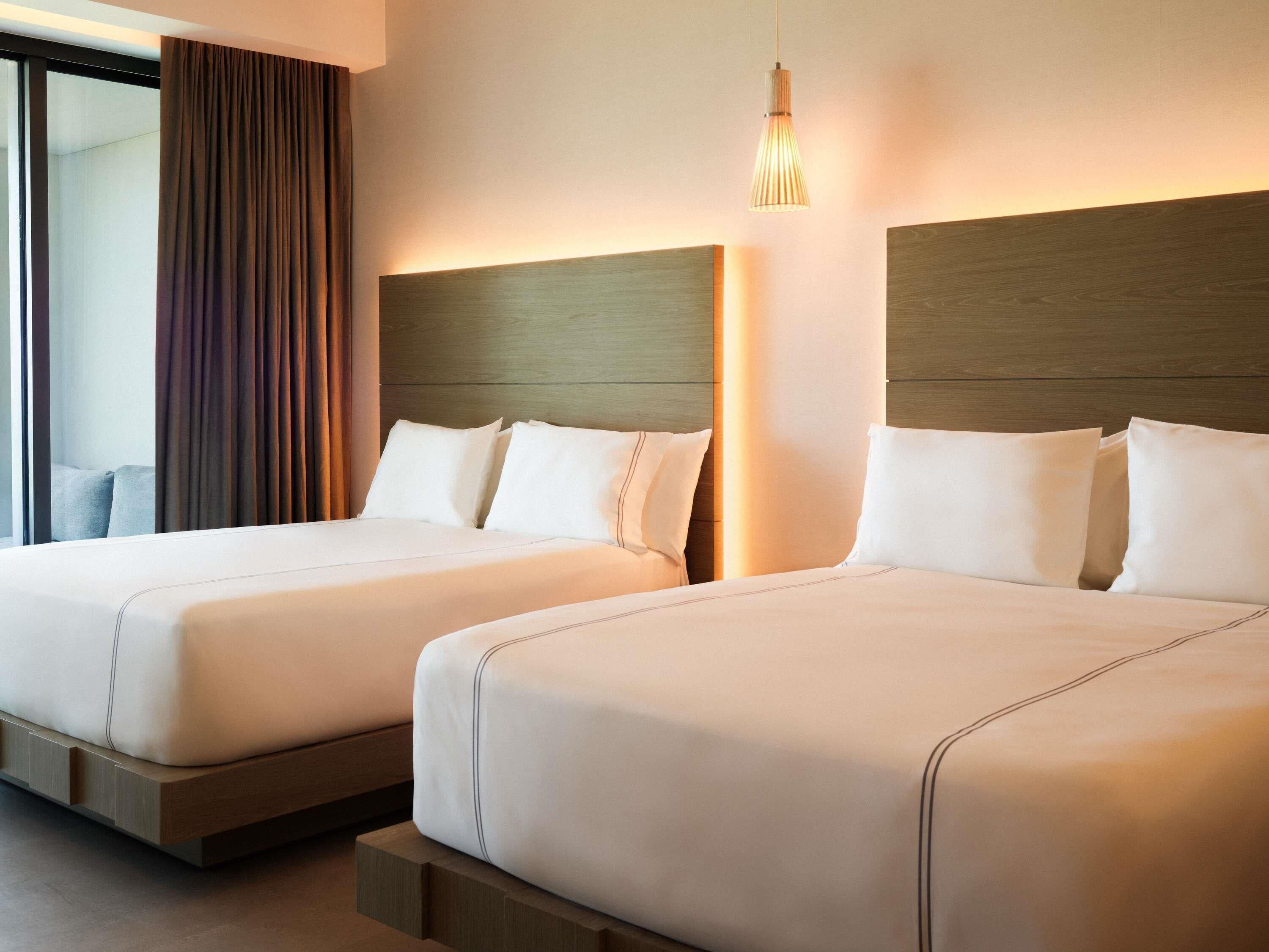 Sengetøy av topp kvalitet, minibar (inkludert) og safe på rommet