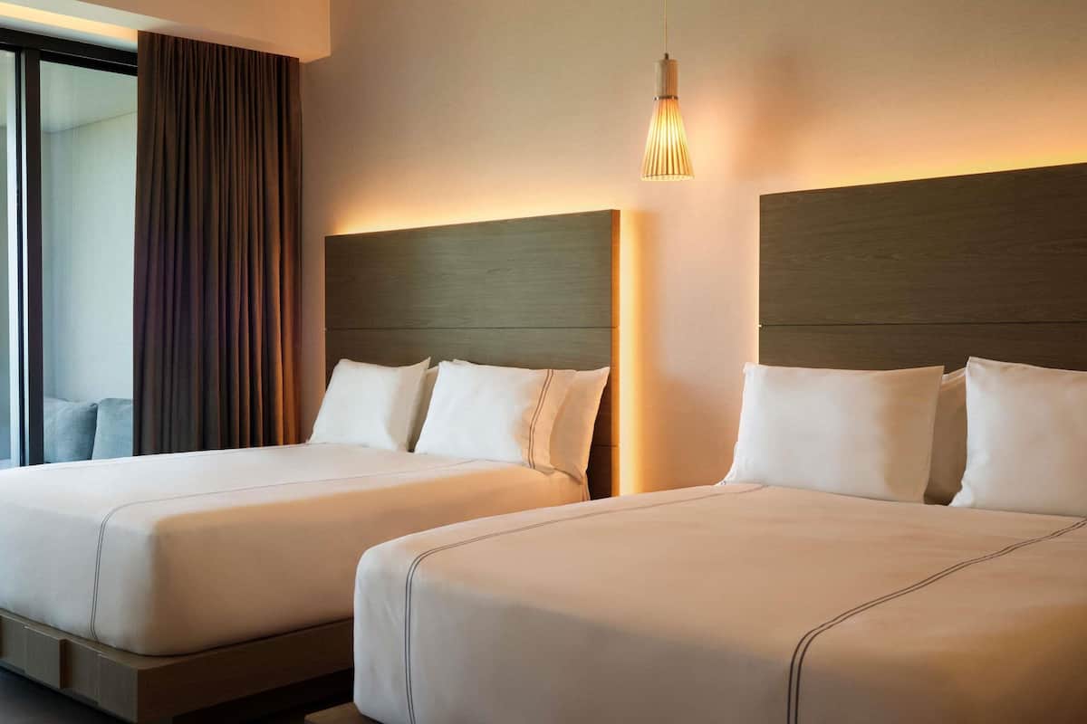 Free minibar, in-room safe, desk, laptop workspace
