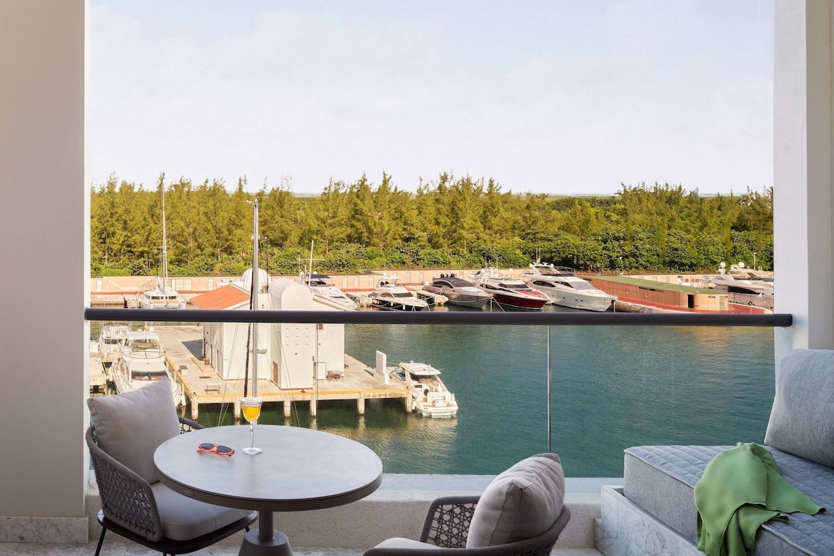 Literie de qualité supérieure, articles gratuits dans le mini-bar