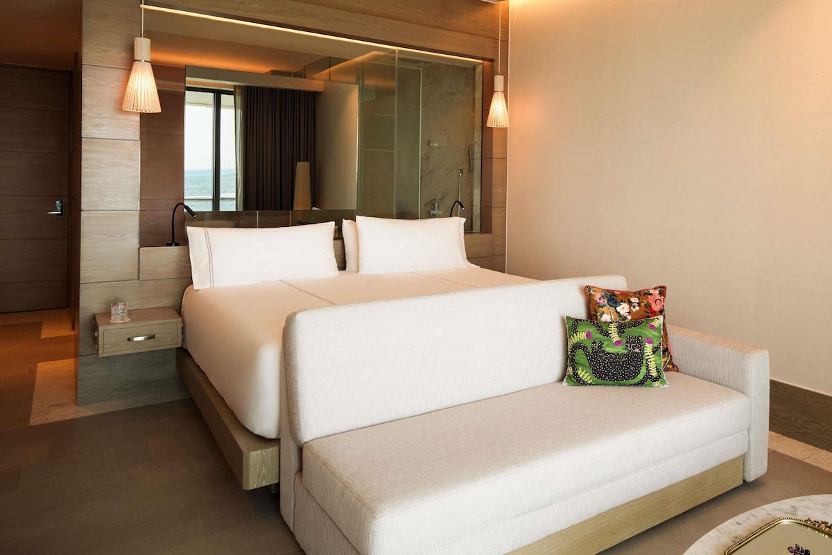 Premium bedding, free minibar, in-room safe, desk