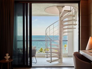 SLS Elite Ocean View Rooftop King | Premium bedding, free minibar, in-room safe, desk