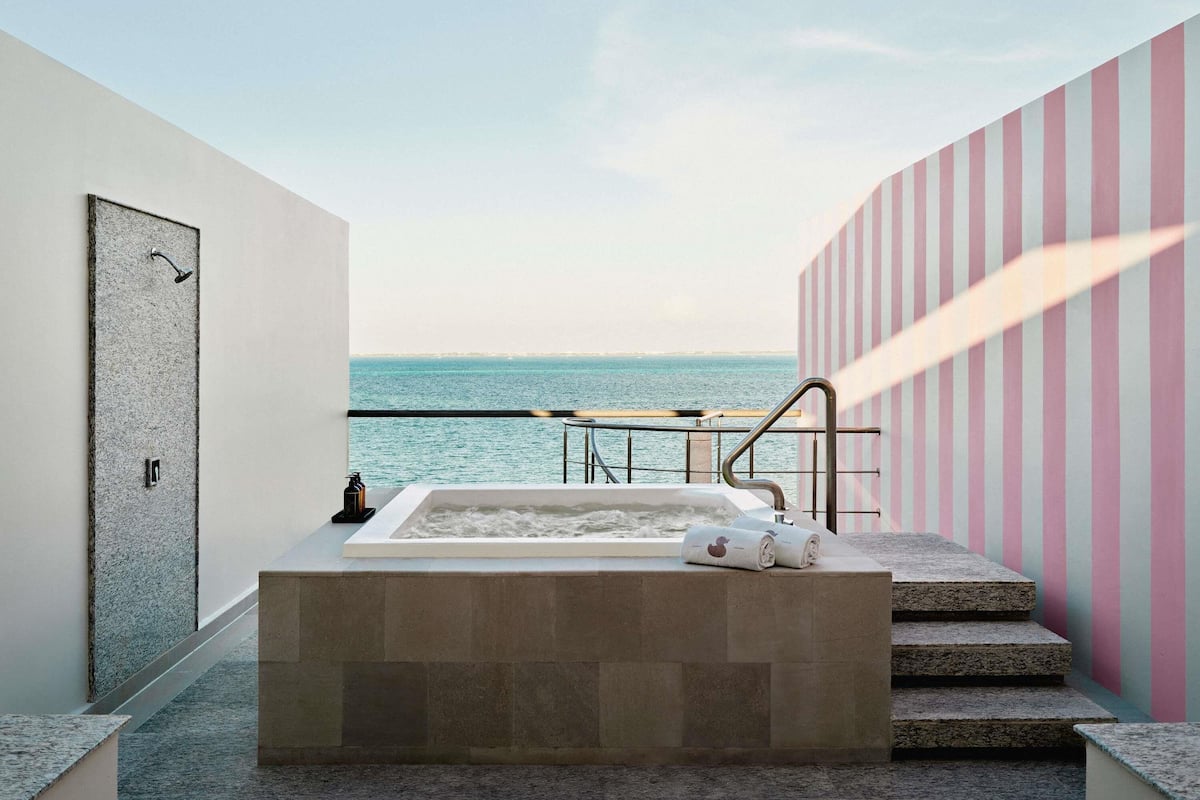 SLS Elite Ocean View Rooftop King