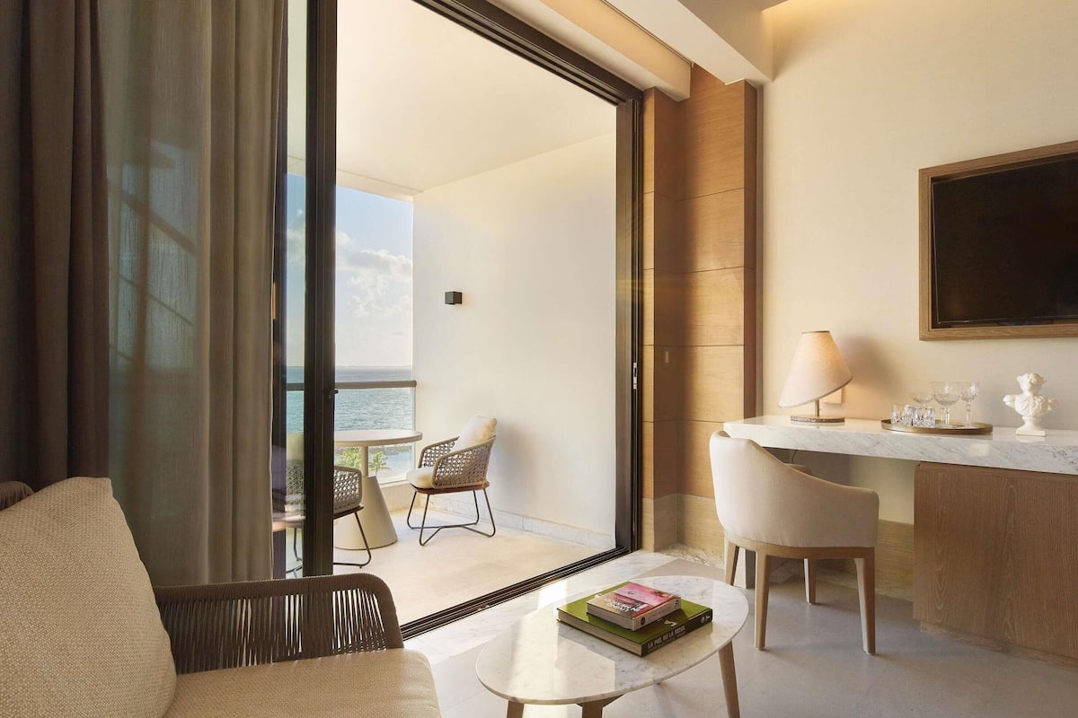 SLS Elite Ocean View Rooftop Two Queen | Articles gratuits dans le mini-bar, coffres-forts dans les chambres