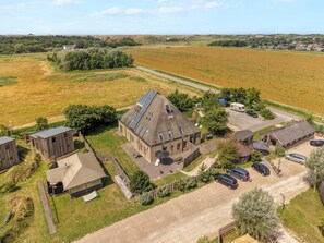 Apartment | Exterior - Spacious Apartment With Garden (Callantsoog)