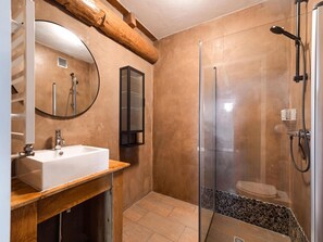 Apartment | Bathroom - Spacious Apartment With Garden (Callantsoog)