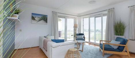 Apartment | Living room