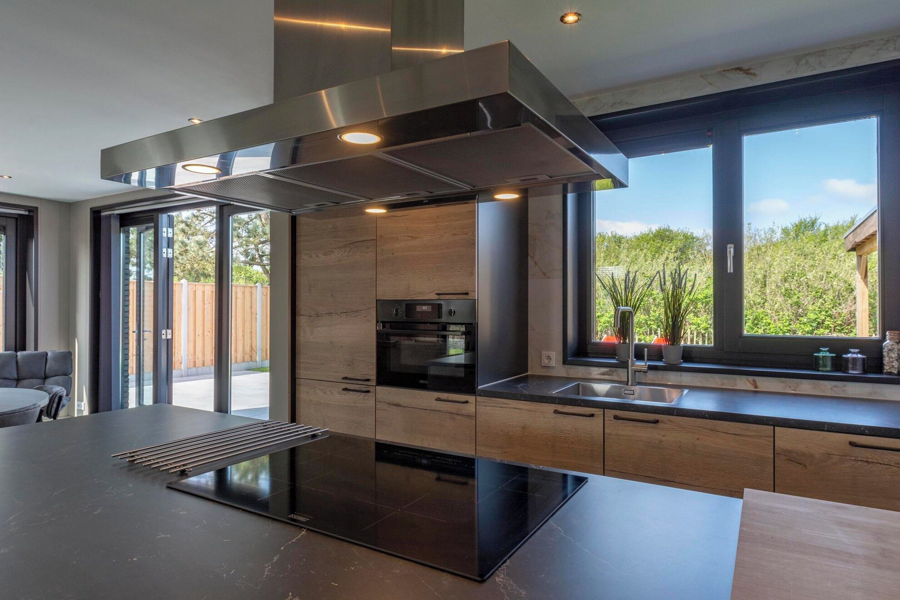 Villa | Cocina privada | Tetera eléctrica y tostadora 