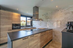 別墅 | 私人廚房 | 電熱水壺、烤麵包機