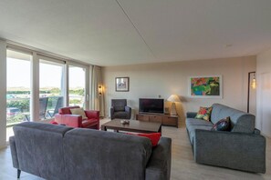 Living room - Apartment in Groote Keeten Near Sandy Beach (Callantsoog)