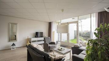 Apartment | Living room