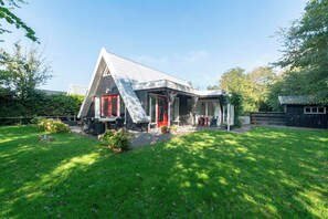 Villa | Exterior - Sandepark 151 Villa for 8-person With Large Garden (Callantsoog)