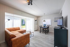 Living room - Holiday Home in Texel Near the Beach (De Koog)