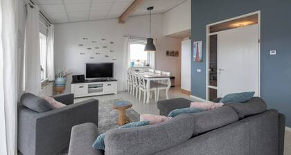 Apartment by the Beach With Stunning Dunes