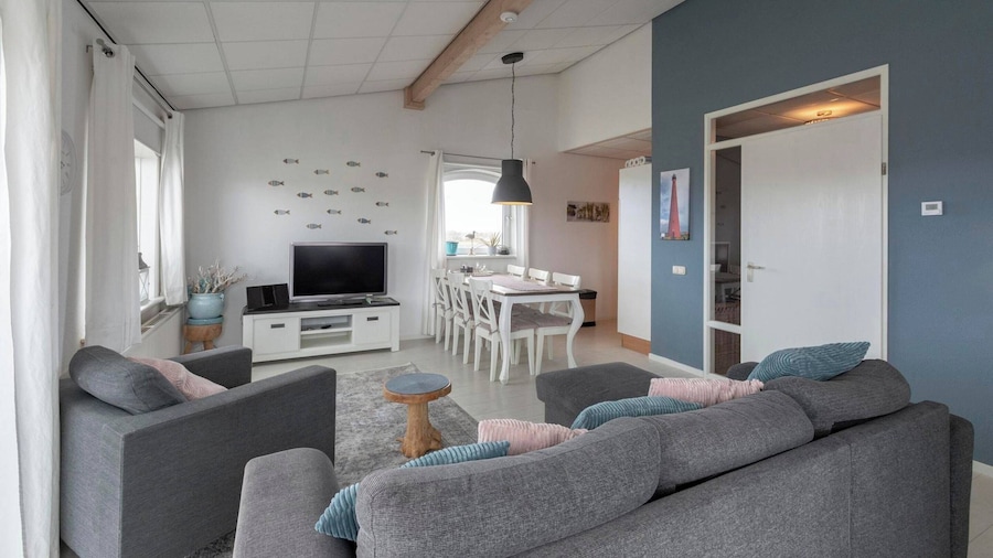 Apartment by the Beach With Stunning Dunes