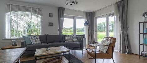 Apartment | Living area