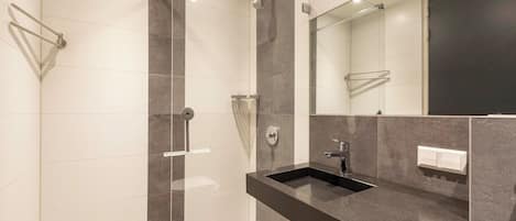 Apartment | Bathroom