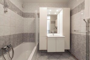 Apartment | Badezimmer