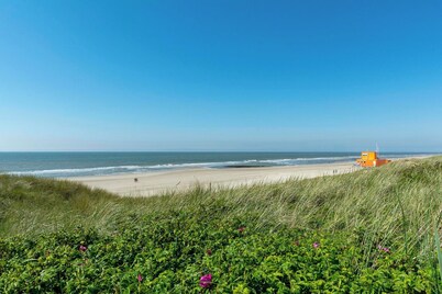 Studio in Callantsoog by Dunes and Sea