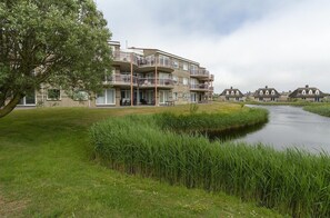 Exterior - Stunning Apartment Near sea (Julianadorp)