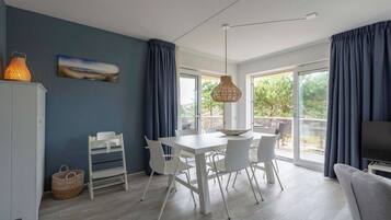 Apartment | Dining