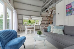 Living room - Sandepark 165 Holiday Home Near Beach (Callantsoog)