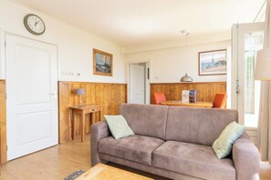 Apartment | Living room - Apartment in De Koog Near Texel Beach (De Koog)
