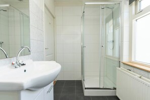 Apartment | Badezimmer
