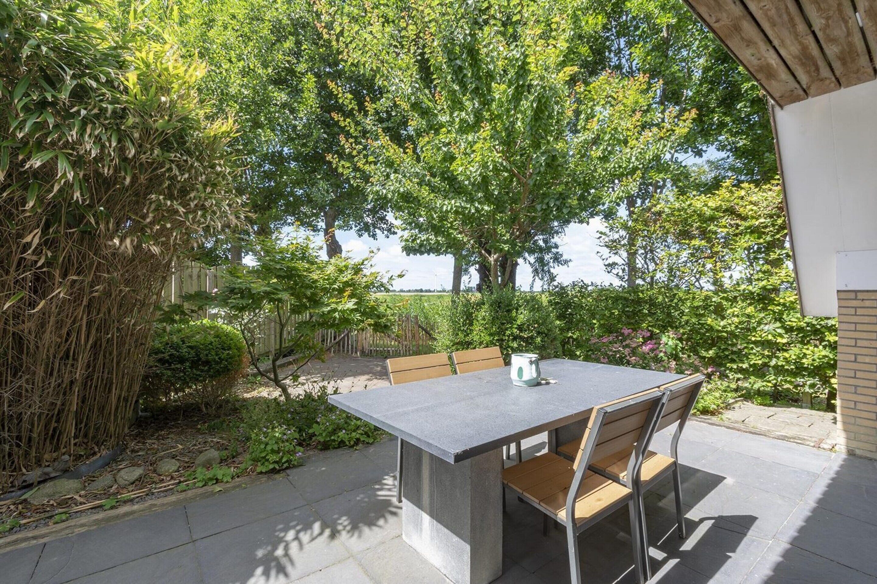 House | Outdoor dining