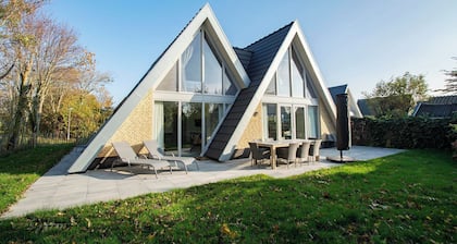 Luxury Holiday Home by Seaside and Dunes