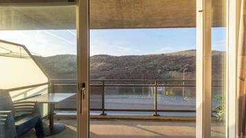 Căn hộ | Ban công