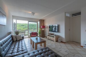 Apartment | Living room