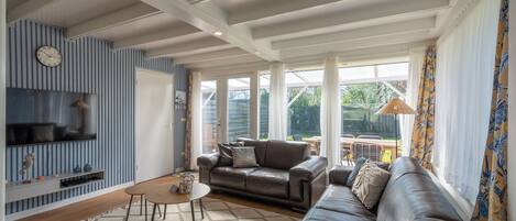 House | Living room
