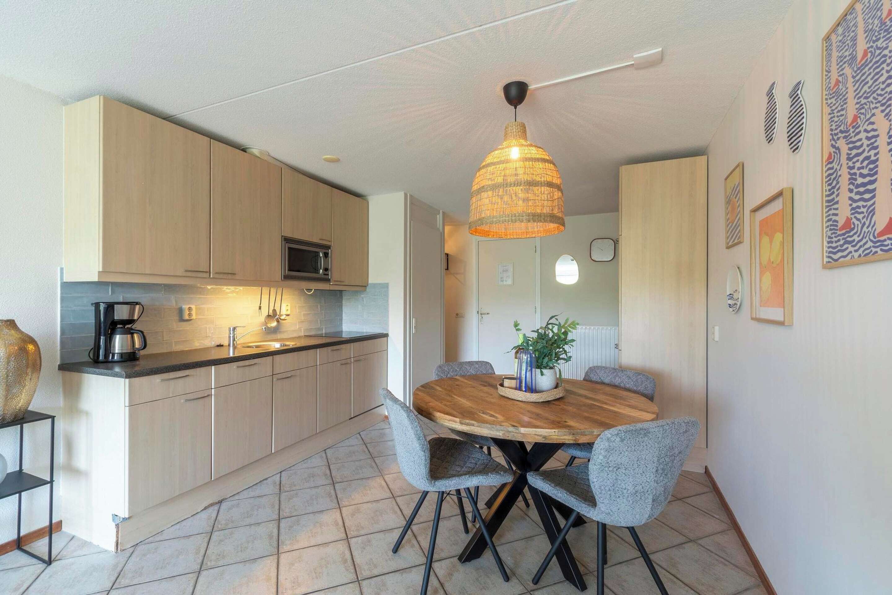 Apartment | Tempat makan