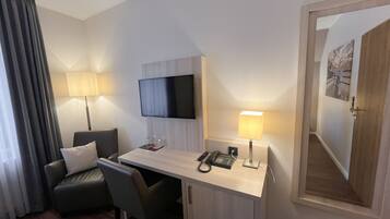 Coffres-forts dans les chambres, rideaux occultants