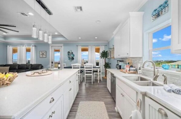 Fridge, microwave, oven, stovetop - 
4B3B Sleeps 12, Hot Tub, Golf Cart, Ocean View, Elevator, Huge Covered Deck,   (Bolivar Peninsula)