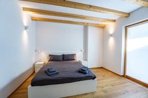 2 chambres, fer et planche à repasser, Wi-Fi, literie fournie