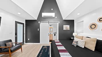 Casa de árbol, 1 cama King size y sofá cama | 1 habitación, wifi gratis y ropa de cama