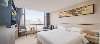 Gold and Silver Business Hotel Huaiji