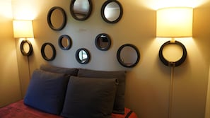 3 habitaciones, tabla de planchar con plancha y wifi gratis 
