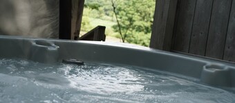 Lake Escape #1 in Hocking Hills