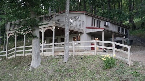 Lake Escape #1 in Hocking Hills