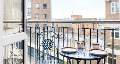 Stunning 1 Bedroom Apt With Balcony-leicester City